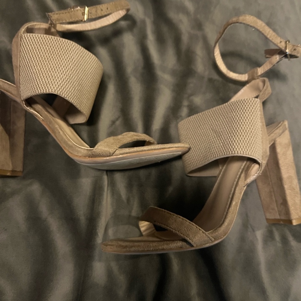 Tan Block Heel Sandals with Suede Finish